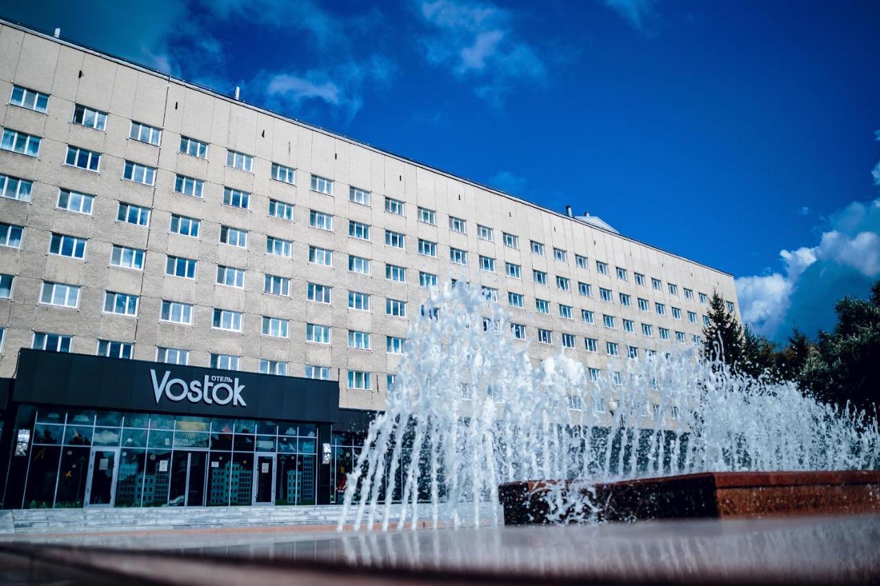 Vostok Hotel Tyumen Luaran gambar